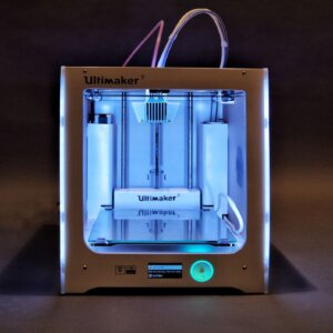 Einer unserer 3D-Drucker: Der Ultimaker 3